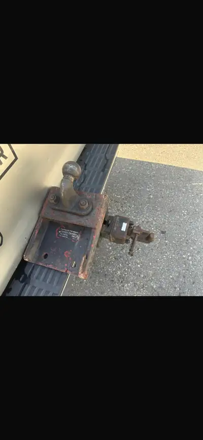 Toyota HI-LUX 2008 — Pickup robuste 4x4, moteur diesel fiable — Armaturenbrett