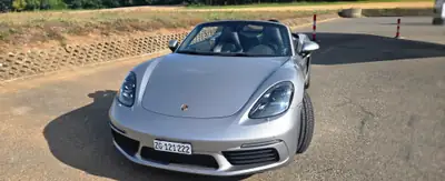 Porsche 718 Boxster 2.0 PDK — Roadster sportif, 85'000 km, sans sinistre — Außenansicht