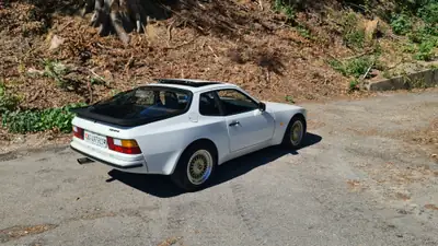 Porsche 944 2.5 1988 — Chef-d'œuvre collector en état d'exception, cuir intégral d'origine — Außenansicht