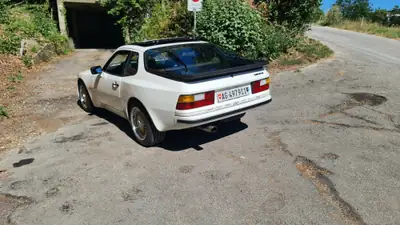 Porsche 944 2.5 1988 — Chef-d'œuvre collector en état d'exception, cuir intégral d'origine — Heckansicht