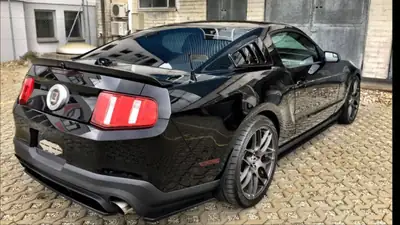 Ford Mustang Roush 2011 — Muscle-car légendaire, 700 ch purs — arrière