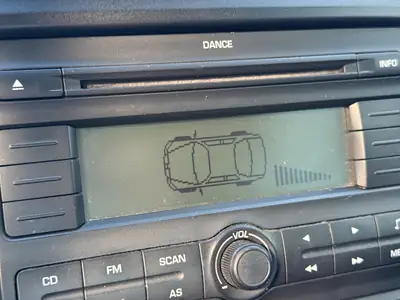 Skoda Fabia 1.6 Ambiente — Break pratique, entretien à jour, sans sinistre — Miniature 23