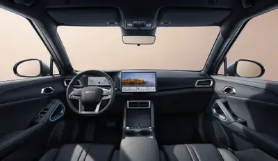 BYD ATTO 2 Comfort 64.8 kWh — SUV électrique 204 ch, faible kilométrage — Miniature 8