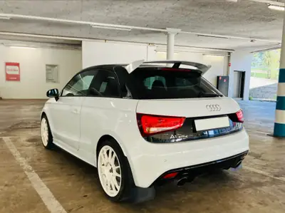 Audi A1 2.0 TFSI Limited Quattro — Performance sportive et traction intégrale — Innenraum