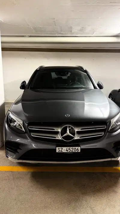 Mercedes-Benz GLC 250 d AMG Line — SUV diesel premium, 138 000 km, traction intégrale — interior