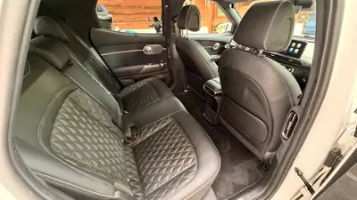 Genesis GV60 Dual Motor Sport AWD — SUV électrique haute performance, 27 500 km — Miniatur 15
