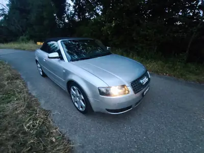 Audi S4 Cabriolet 4.2 V8 Quattro — Roadster sportif des années 2000, état impeccable — Miniatura 9