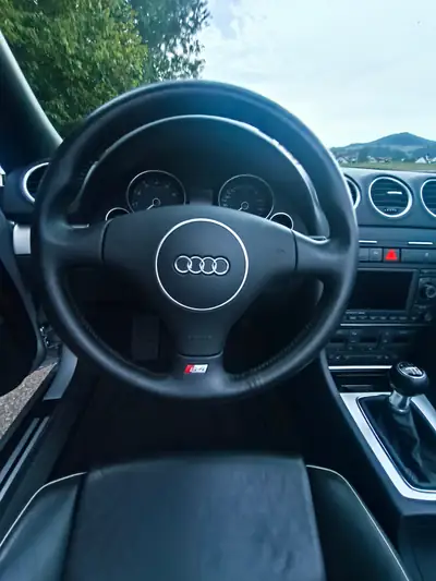 Audi S4 Cabriolet 4.2 V8 Quattro — Roadster sportif des années 2000, état impeccable — Miniatura 13