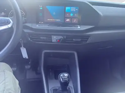VW Caddy Kombi 2.0 TDI — Utilitaire polyvalent, entretien VW suivi, 53 000 km — Miniatura 12