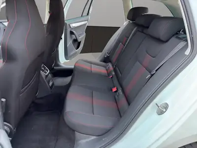 Skoda Octavia Combi 1.6 TDI — Monospace diesel fiable, équipé et sans sinistre — Miniature 13