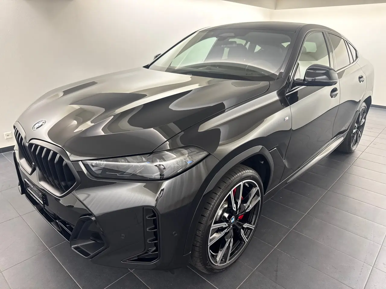 BMW X6 xDrive 48V 40d M SportPro — SUV coupé premium, motorisation hybride diesel 340 ch