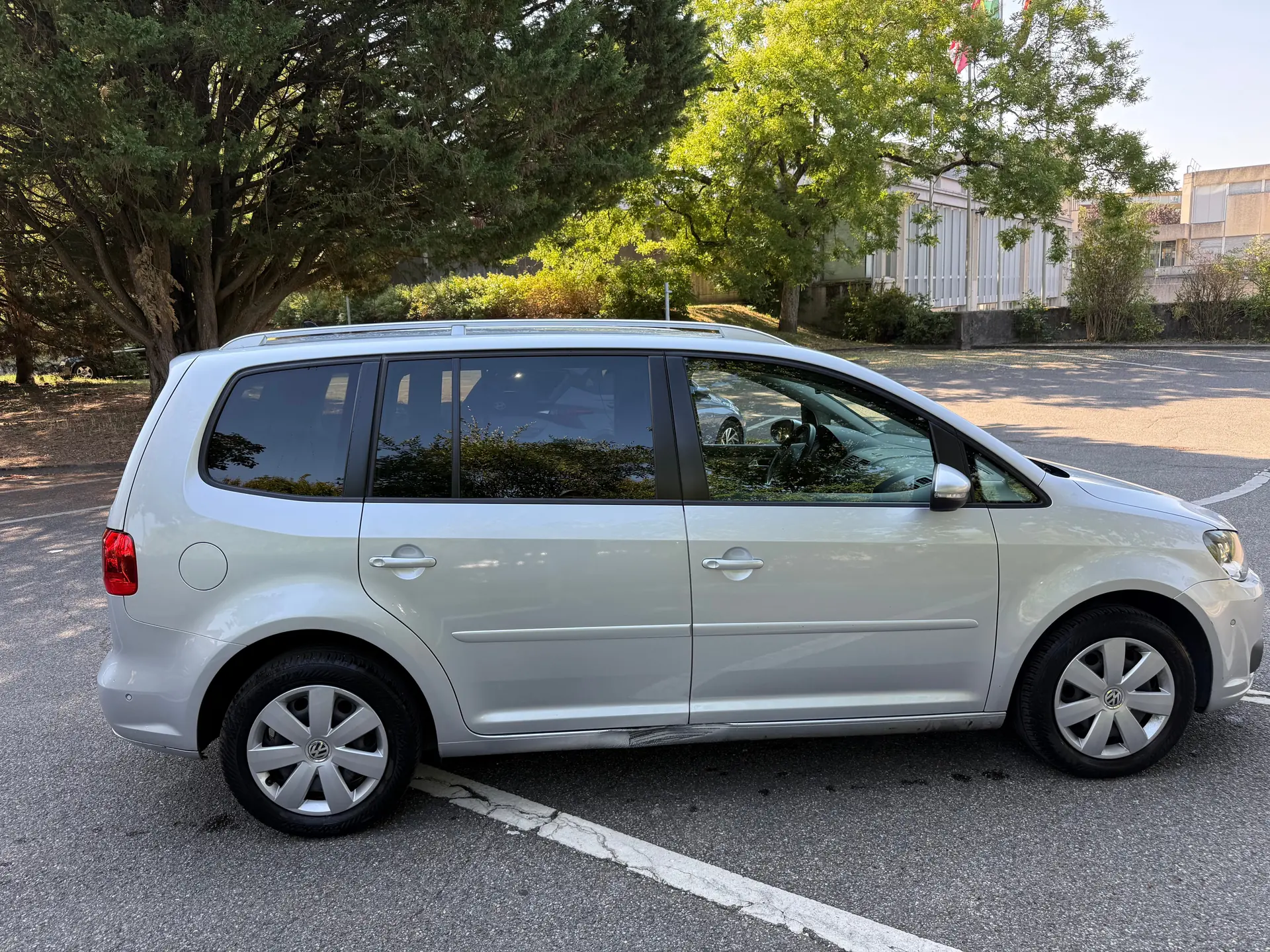 Volkswagen Touran 2012 occasion Meyrin — 4