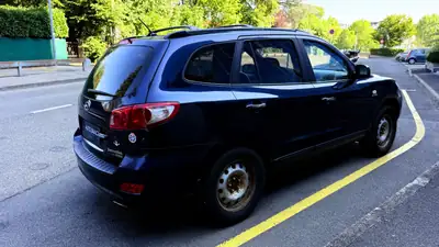 Hyundai Santa Fe 2.7 V6 Style 4WD — SUV 7 places robuste, sans accident — détail
