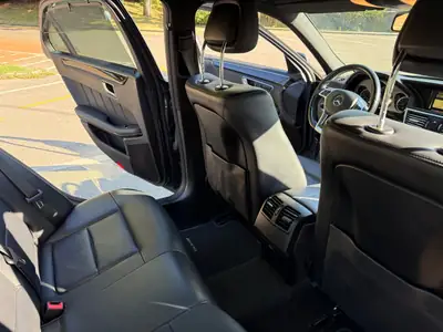 Mercedes-Benz E 300 CGI BlueEfficiency — Berline premium 4Matic, motorisation 252 ch — Miniature 20