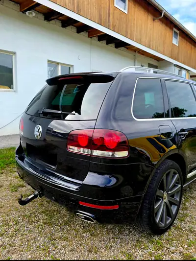VW Touareg 5.0 V10 TDI R50 — SUV prestige diesel, motorisation exceptionnelle — intérieur