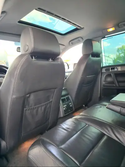 VW Touareg 5.0 V10 TDI R50 — SUV prestige diesel, motorisation exceptionnelle — Miniature 9