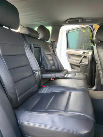 VW Touareg 5.0 V10 TDI R50 — SUV prestige diesel, motorisation exceptionnelle — Miniature 11