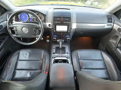VW Touareg 5.0 V10 TDI R50 — SUV prestige diesel, motorisation exceptionnelle — Miniature 10
