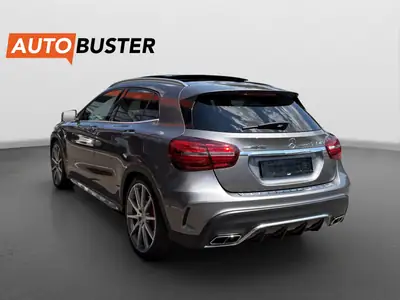 Mercedes-Benz GLA 45 AMG 4Matic — Performance urbaine et polyvalence SUV — arrière