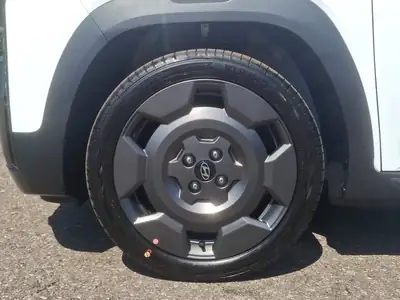 Hyundai Inster 49kWh Vertex Cross — SUV électrique compact, design aventure — Miniature 16
