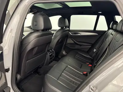 BMW 530d xDrive Touring — Prestige M5-Look, diesel performant, sans accident — détail