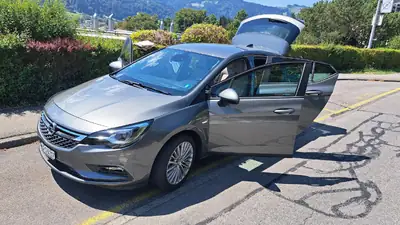 Opel Astra 1.4 T 150 ch — Berline dynamique, 37 000 km seulement — Miniature 9