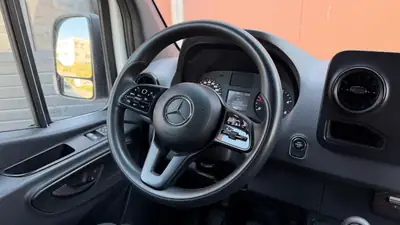 Mercedes-Benz Sprinter 316 CDI Lang — Utilitaire fiable, équipements premium, 141'490 km — Miniature 7