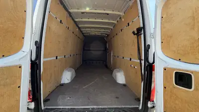 Mercedes-Benz Sprinter 316 CDI Lang — Utilitaire fiable, équipements premium, 141'490 km — Miniature 16