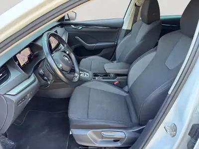 Skoda Octavia Combi 2.0 TDI DSG 4×4 — Polyvalence robuste, moteur éprouvé, services suivis — détail