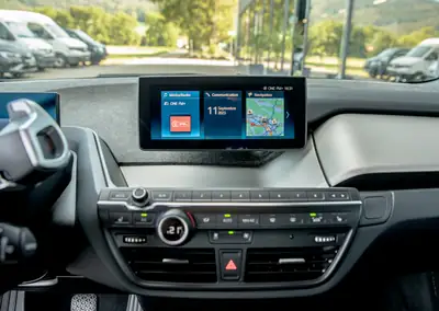 BMW i3s (94Ah) Range Extender — Hybride rechargeable innovant, 80'400 km — Miniature 13