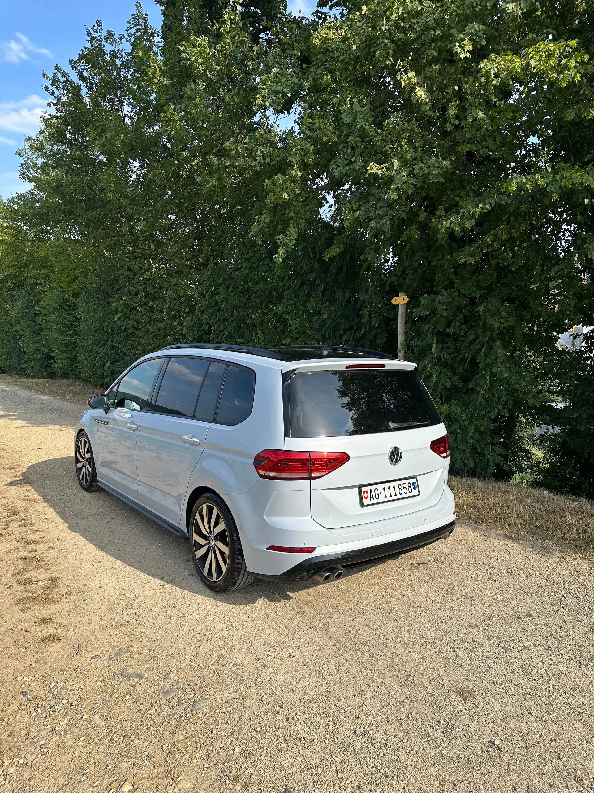 Volkswagen Touran 2018 occasion Gebenstorf — 2
