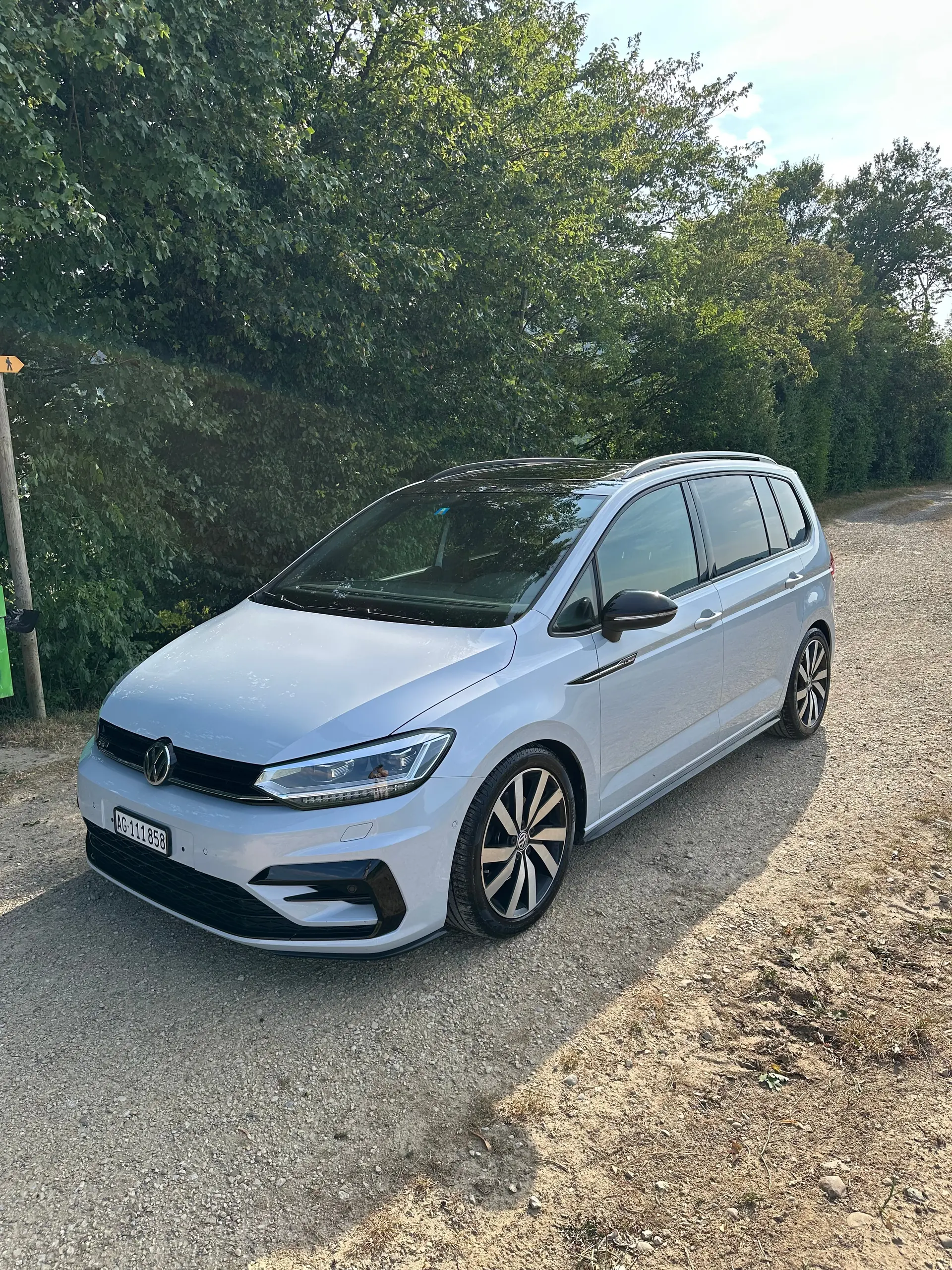 Volkswagen Touran 2018 occasion Gebenstorf — 3