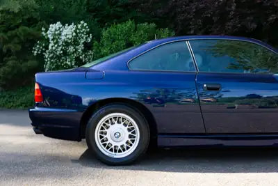 BMW 850i Coupé 1995 — Un classique intemporel de prestige allemand — Detail