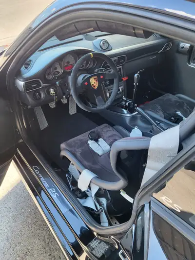 Porsche 911 Carrera RS 3.8 2004 — Légende sportive homologuée circuit, 54 500 km — arrière