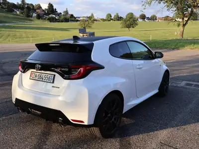 Toyota GR Yaris 1.6 Turbo Sport 4x4 — Performance extrême et agilité sur tous terrains — interior