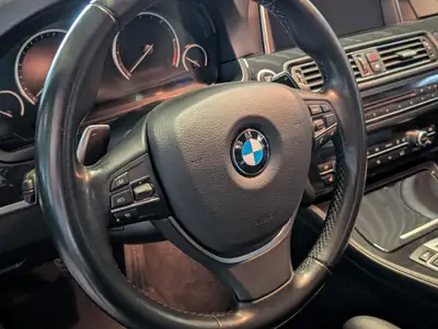 BMW 520d xDrive 2014 — Berline diesel performante, entretien BMW complet — Miniature 7