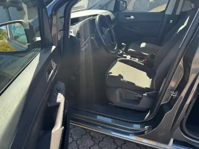 Ford Tourneo Connect 2.0 EcoBlue 122 Titanium — Monospace polyvalent, moteur économe et fiable — Detail