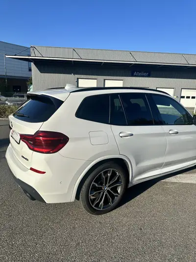 BMW X3 M40i xDrive 2019 — Performance et élégance à l'état pur — interior