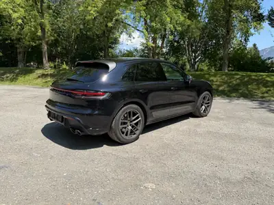 Porsche Macan PDK T 2.0 — SUV sportif 265 ch, 40'000 km seulement — fianco