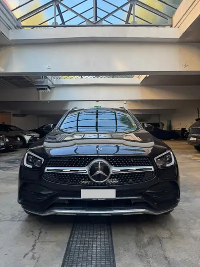 Mercedes-Benz GLC 200 4MATIC — SUV hybride essence, 82 000 km, design premium — Armaturenbrett