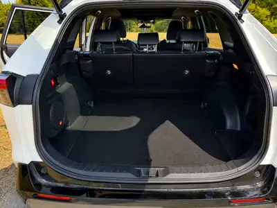 Toyota RAV4 2.5 HEV Style 2019 — SUV hybride très entretenu, toit panoramique — Miniature 7