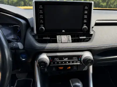 Toyota RAV4 2.5 HEV Style 2019 — SUV hybride très entretenu, toit panoramique — Miniature 12