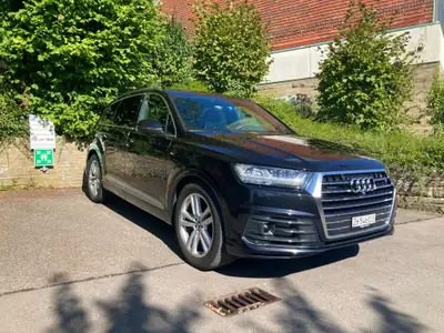 Audi Q7 3.0 V6 TDI 272 — SUV 7 places premium, entretien inclus jusqu'à 100 000 km — vue extérieure