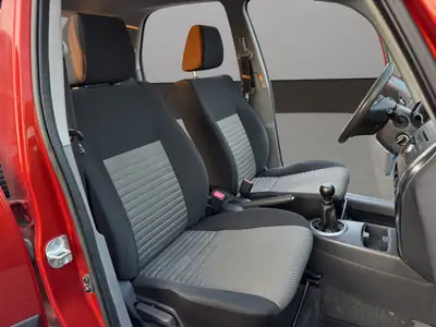 Suzuki SX4 1.6 GL Top 4WD — Robuste SUV polyvalent, 4x4 intégral et entretien à jour — Miniature 17