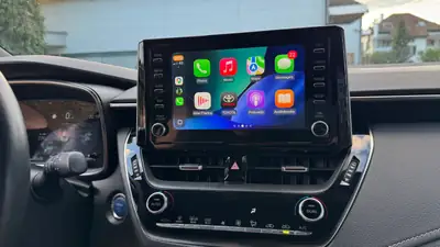 Toyota Corolla 2.0 HSD Trend — Hybride performant, consommation ultra-économique — Miniatura 9