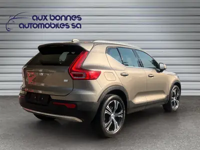 Volvo XC40 T5 TwE Inscription — SUV hybride rechargeable, entretien suivi — intérieur
