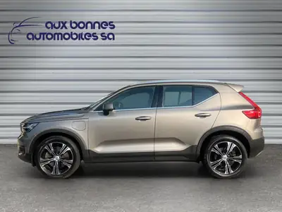 Volvo XC40 T5 TwE Inscription — SUV hybride rechargeable, entretien suivi — détail
