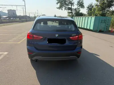 BMW X1 xDrive 18d — SUV compact diesel fiable, entretien impeccable — arrière