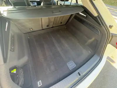 Audi Q8 50 TDI quattro — SUV coupé premium, 81 000 km, diesel hybride léger — Miniature 9