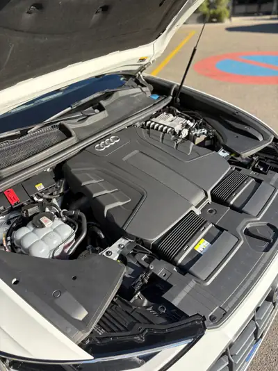 Audi Q8 50 TDI quattro — SUV coupé premium, 81 000 km, diesel hybride léger — Miniature 7